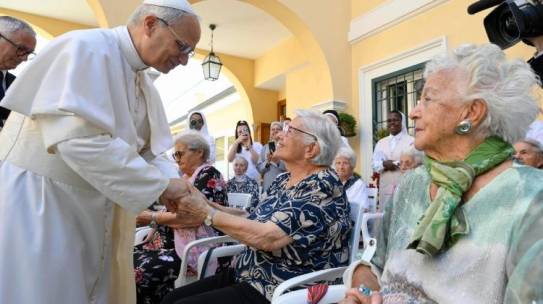 Papa Lav XIV.: Nemojte zaboraviti starije osobe; prenesite im moju naklonost